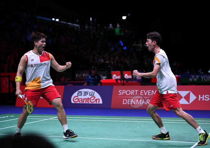 再次展现其 再次展现其